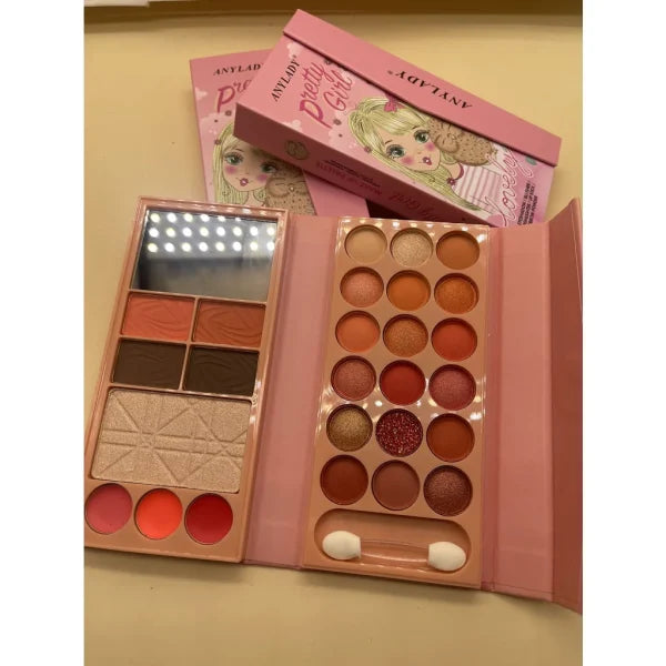 Lovely Eyeshadow & Blusher Palette for the Perfect Glow